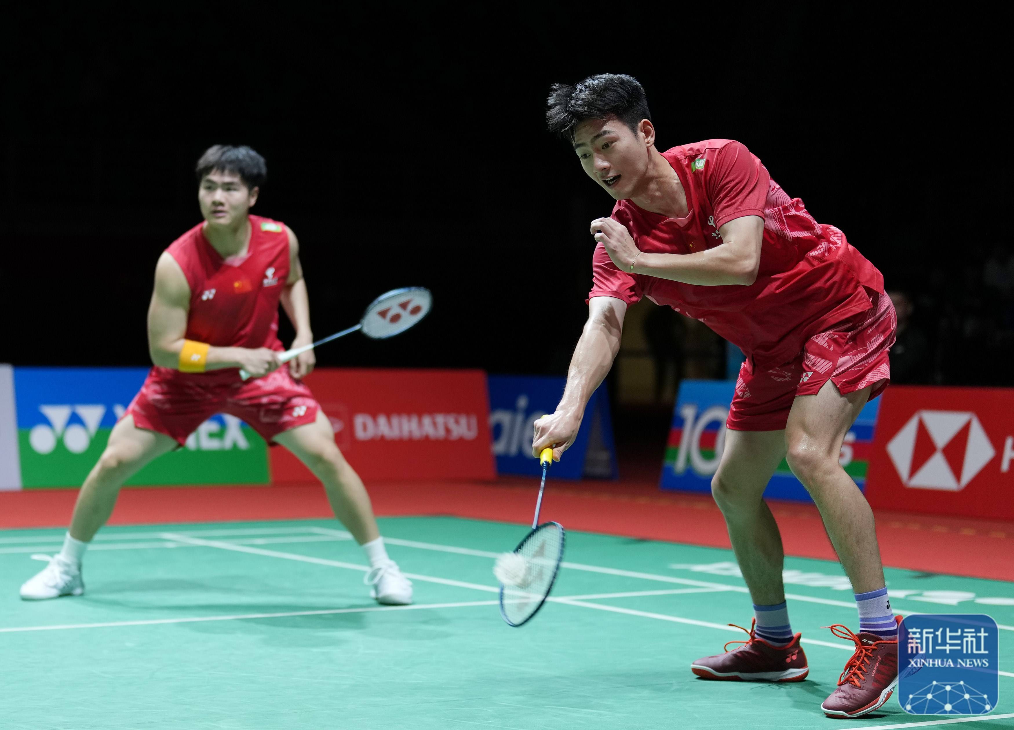 后有着多重 后有着多重