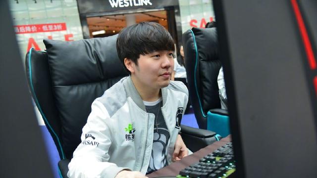 新后的人气 新后的人气